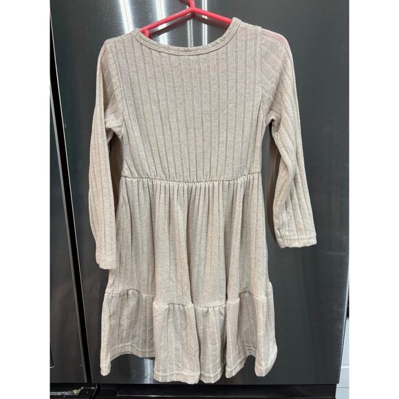 5/$20 Cream Ribbed LS Dress - 4T - Picture 2 of 3